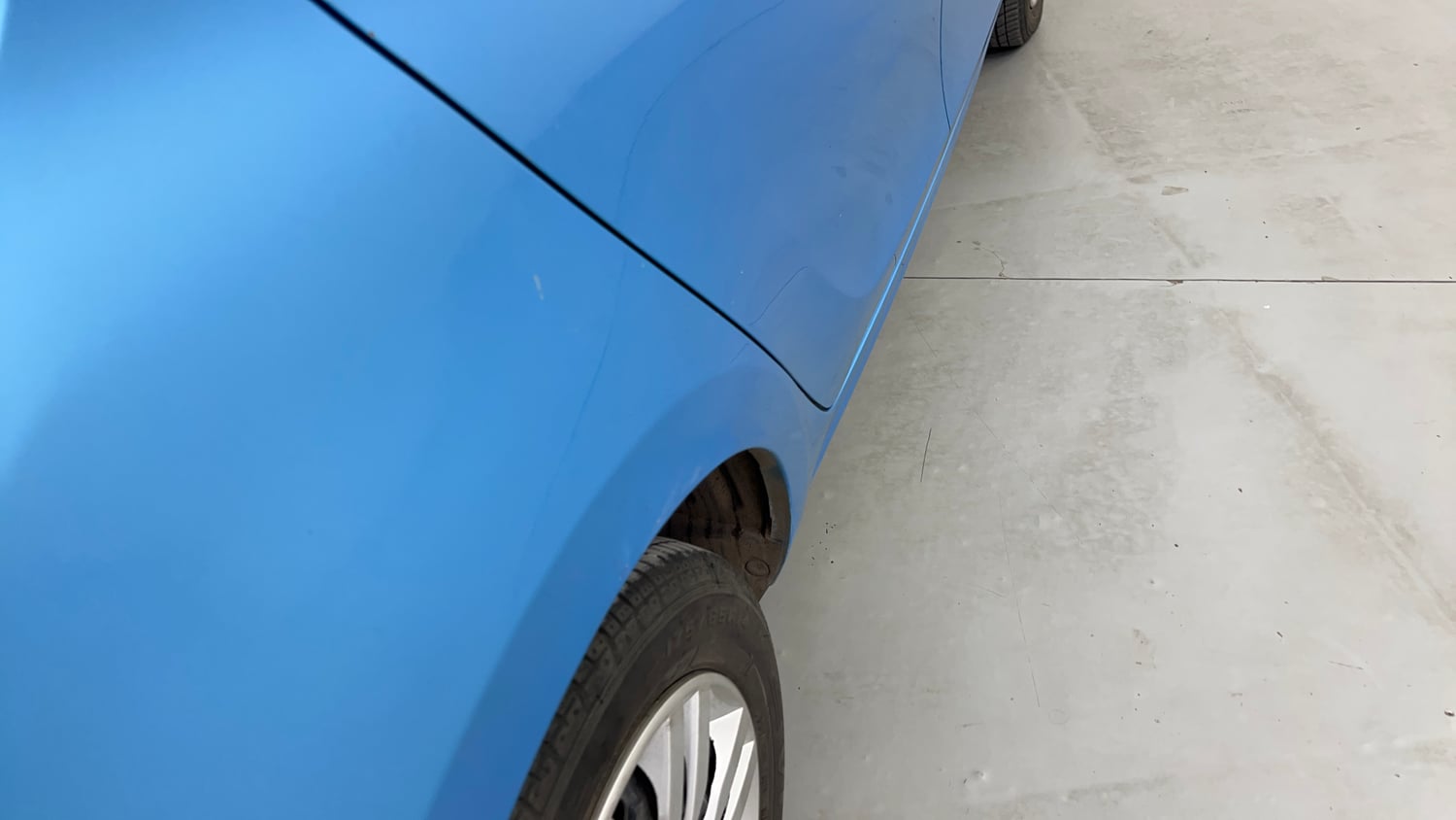 Used 2017 Tata Tiago Revotron XT Petrol Manual dents MINOR SCRATCH