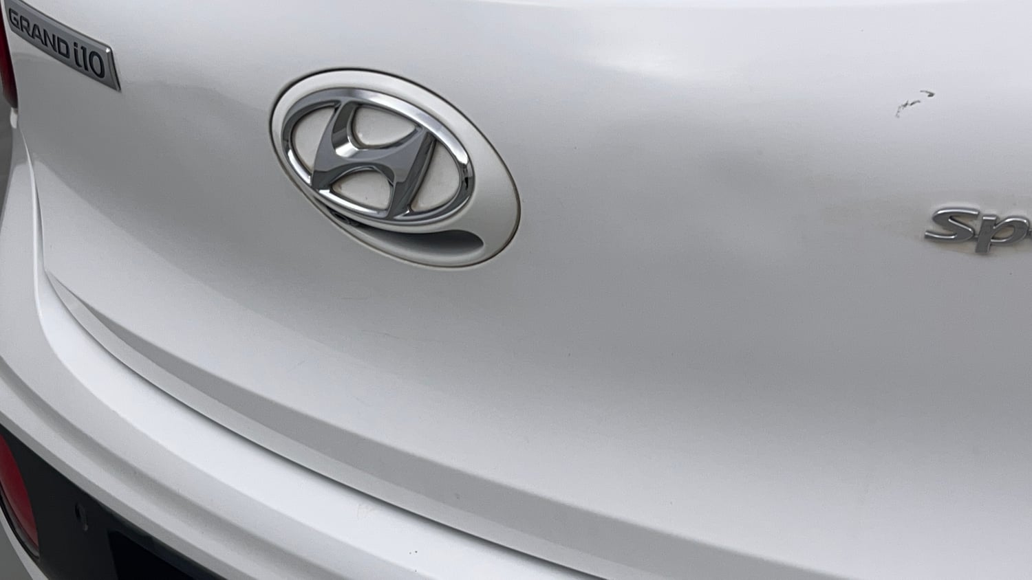 Used 2020 Hyundai Grand i10 Sportz 1.2 Kappa VTVT Petrol Manual dents MINOR DENT