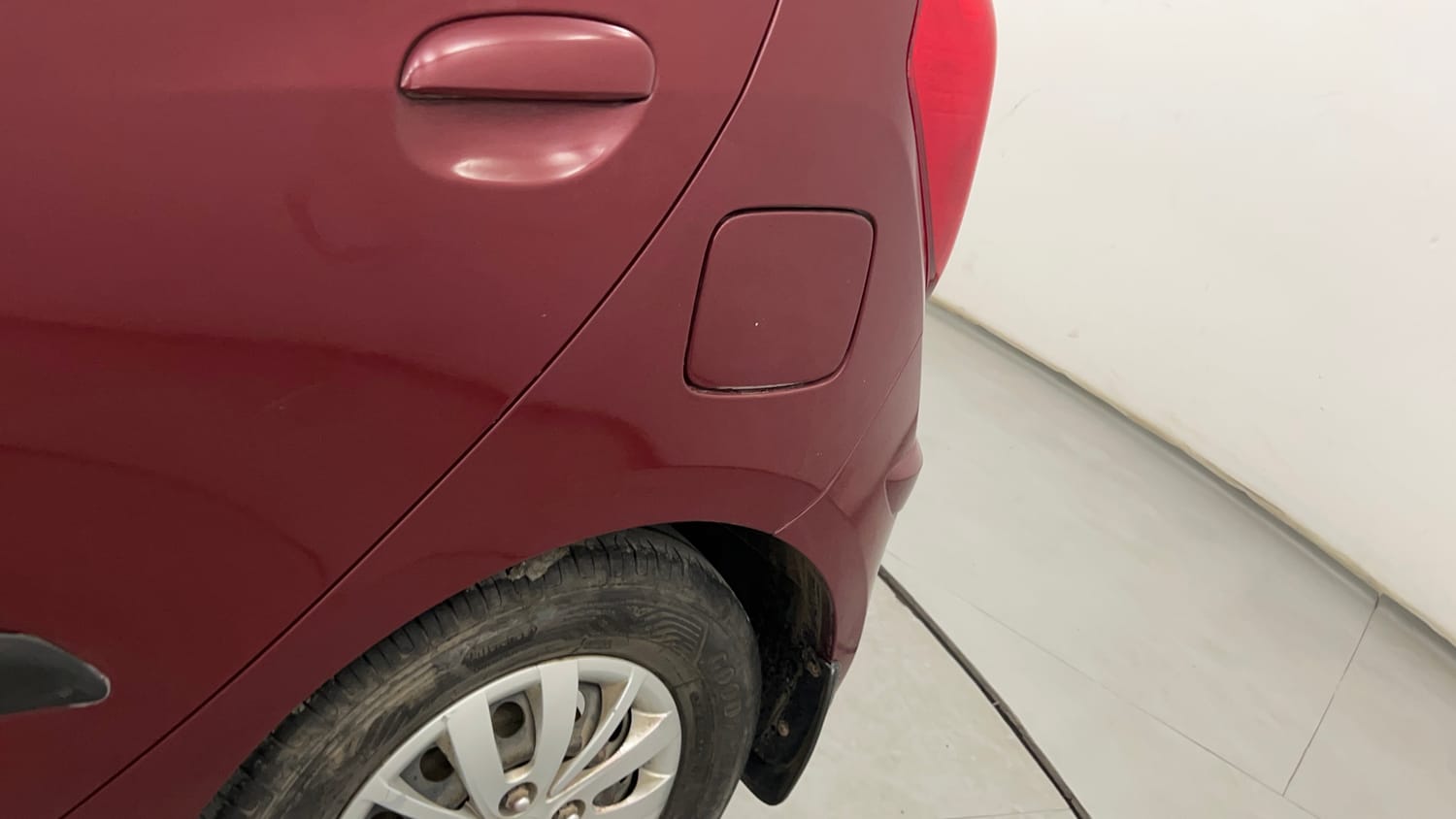 Used 2015 Hyundai i10 Sportz 1.1 iRDE2 Petrol Manual dents MINOR DENT