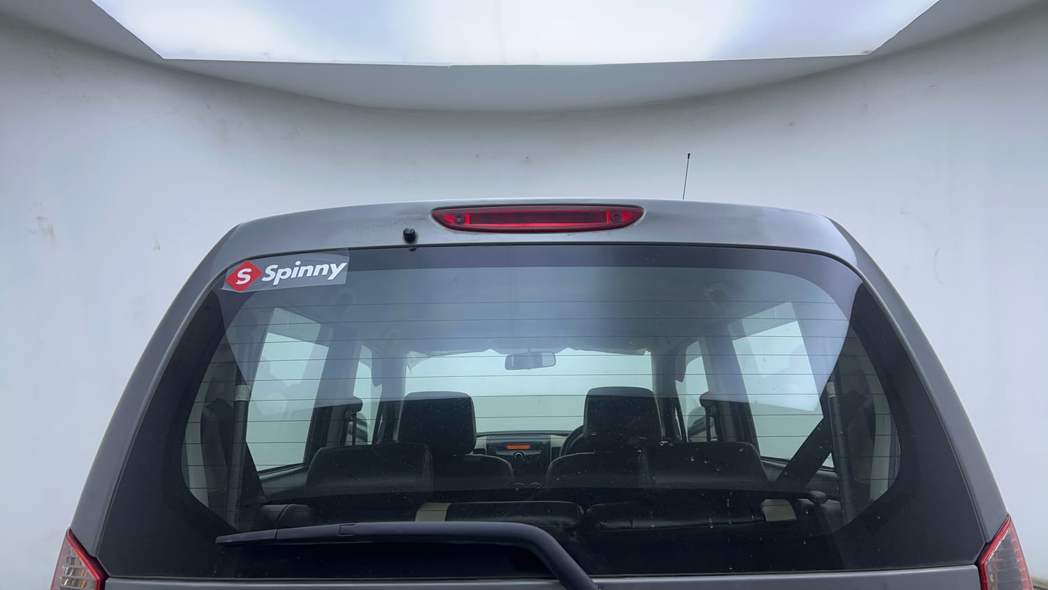 Used 2017 Maruti Suzuki Wagon R VXI Petrol Manual exterior BACK WINDSHIELD VIEW