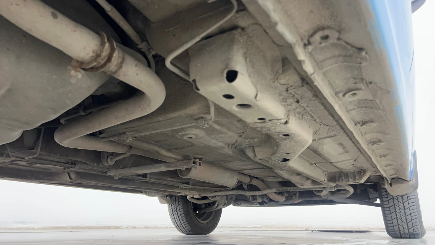 Used 2017 Tata Tiago Revotron XT Petrol Manual extra REAR RIGHT UNDERBODY VIEW