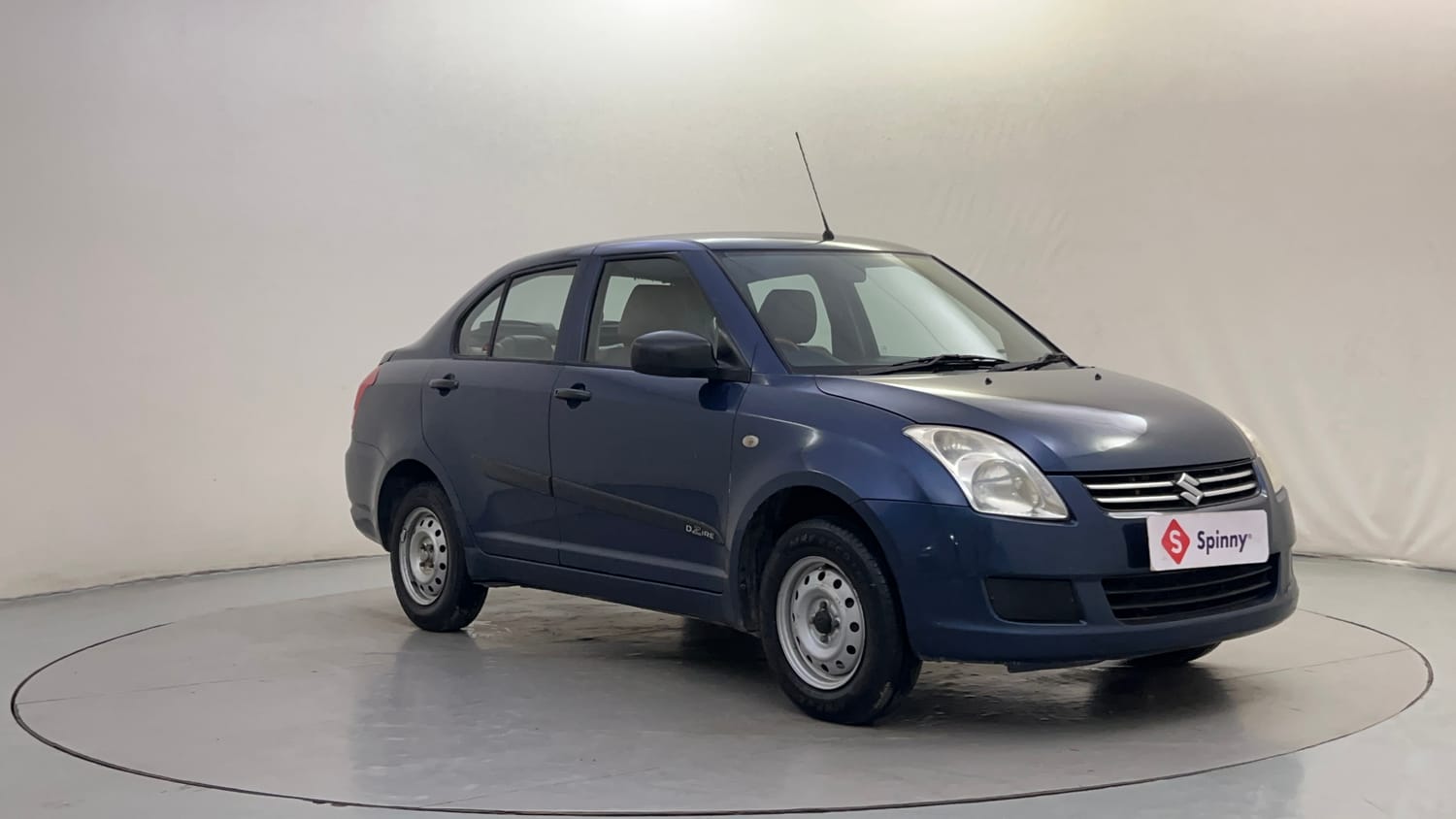 Used 2012 Maruti Suzuki Swift Dzire LXi 1.2 BS-IV Petrol Manual exterior RIGHT FRONT CORNER VIEW