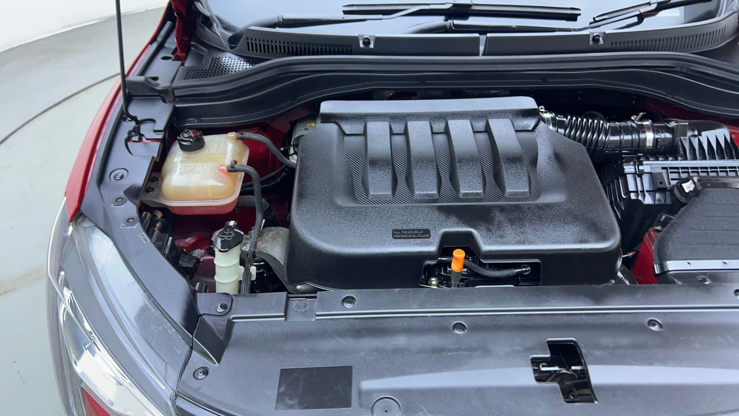 Used 2022 Mahindra XUV700 AX 5 Petrol AT 5 STR Petrol Automatic engine ENGINE RIGHT SIDE VIEW