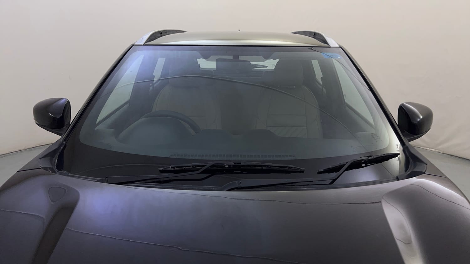 Used 2024 Nissan Magnite XL AMT Petrol Automatic exterior FRONT WINDSHIELD VIEW