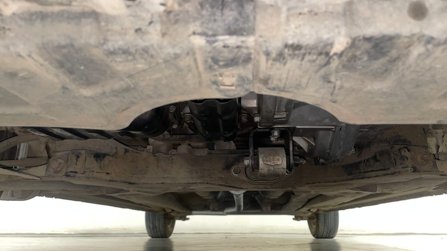Used 2012 Hyundai i20 Sportz 1.2 Petrol Manual extra FRONT LEFT UNDERBODY VIEW