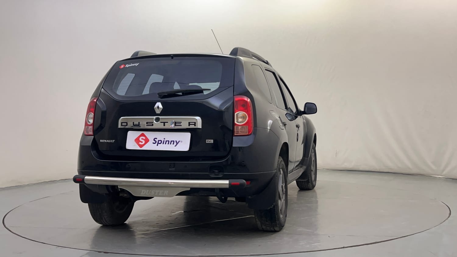 Used 2015 Renault Duster RxL Petrol Petrol Manual exterior RIGHT REAR CORNER VIEW