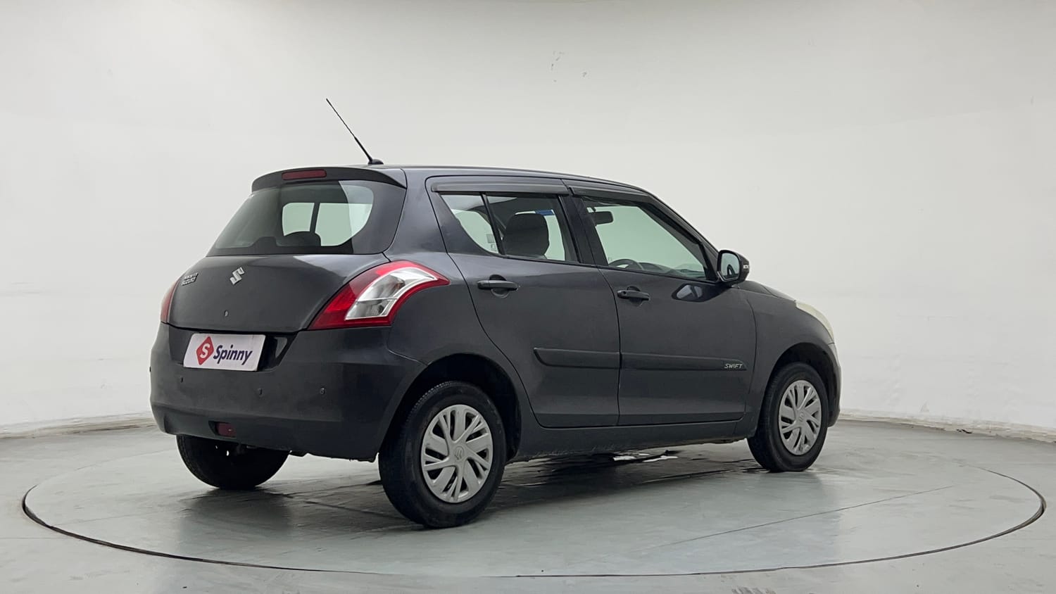 Used 2015 Maruti Suzuki Swift VXi Petrol Manual exterior RIGHT REAR CORNER VIEW