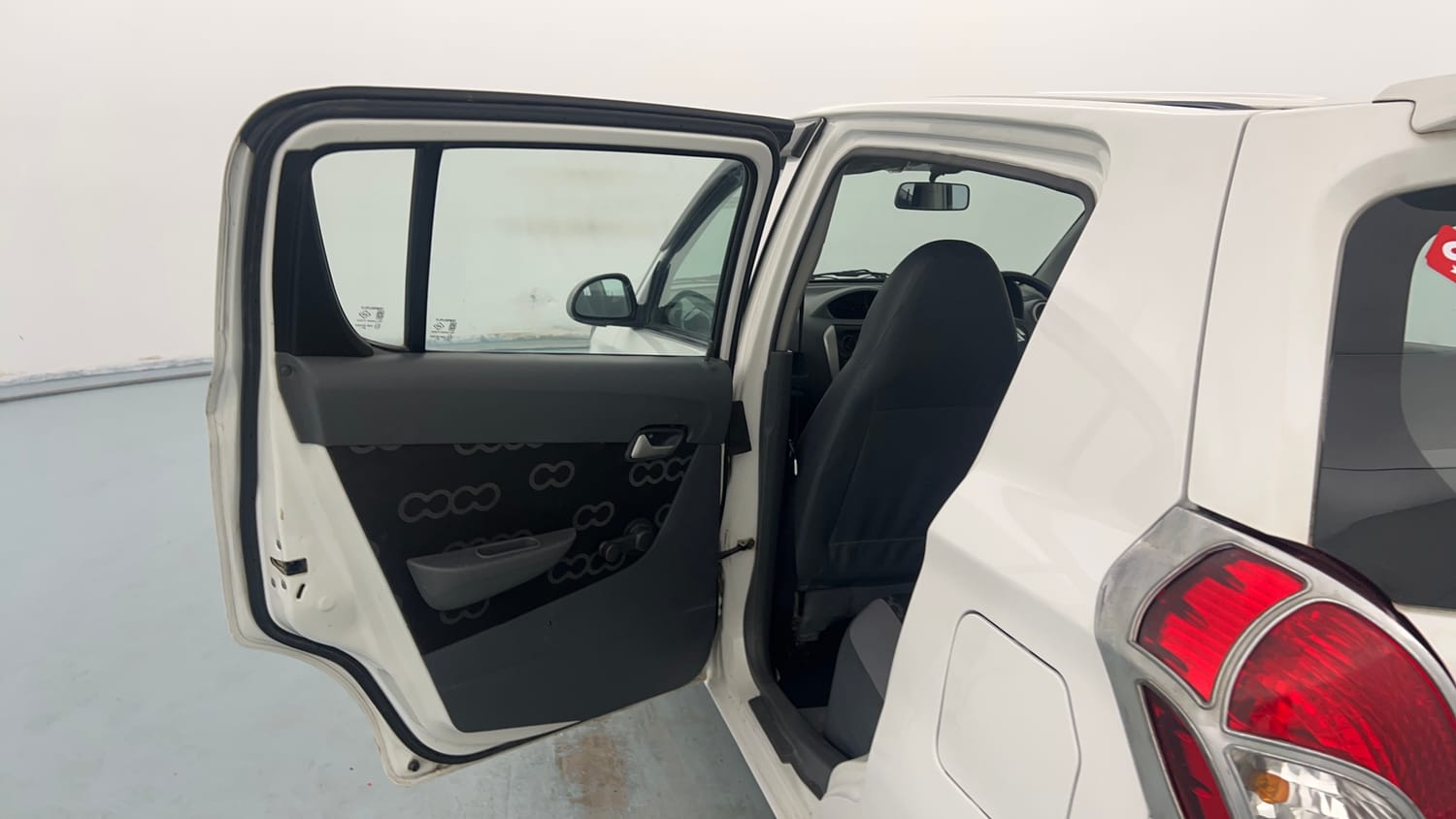 Used 2016 Maruti Suzuki Alto 800 Vxi Petrol Manual interior LEFT REAR DOOR OPEN VIEW