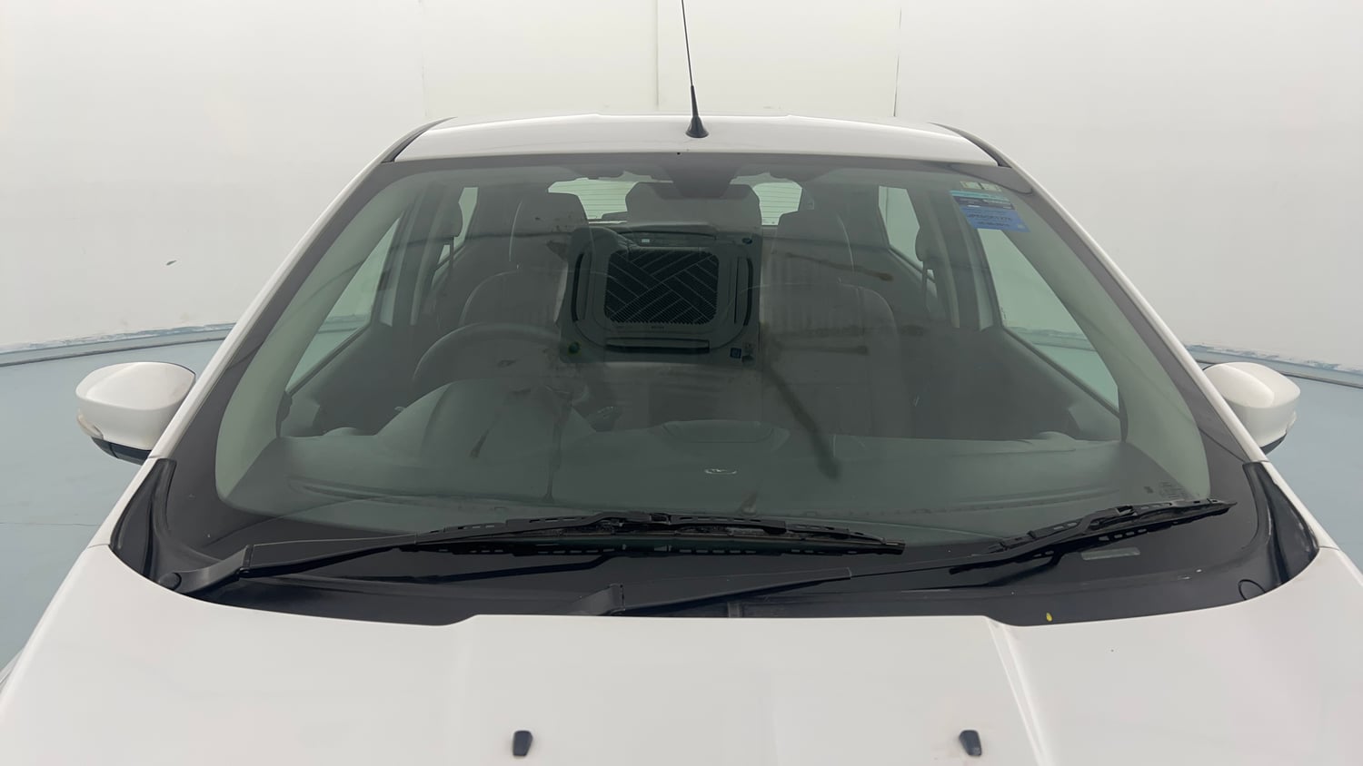 Used 2016 Ford Figo Titanium 1.5 Ti-VCT AT Petrol Automatic exterior FRONT WINDSHIELD VIEW