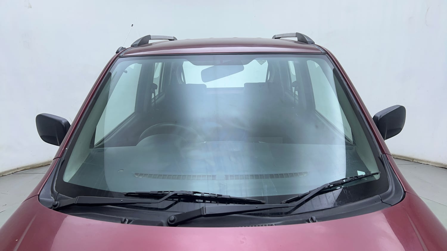 Used 2012 Maruti Suzuki Wagon R 1.0 LXi CNG Cng Manual exterior FRONT WINDSHIELD VIEW