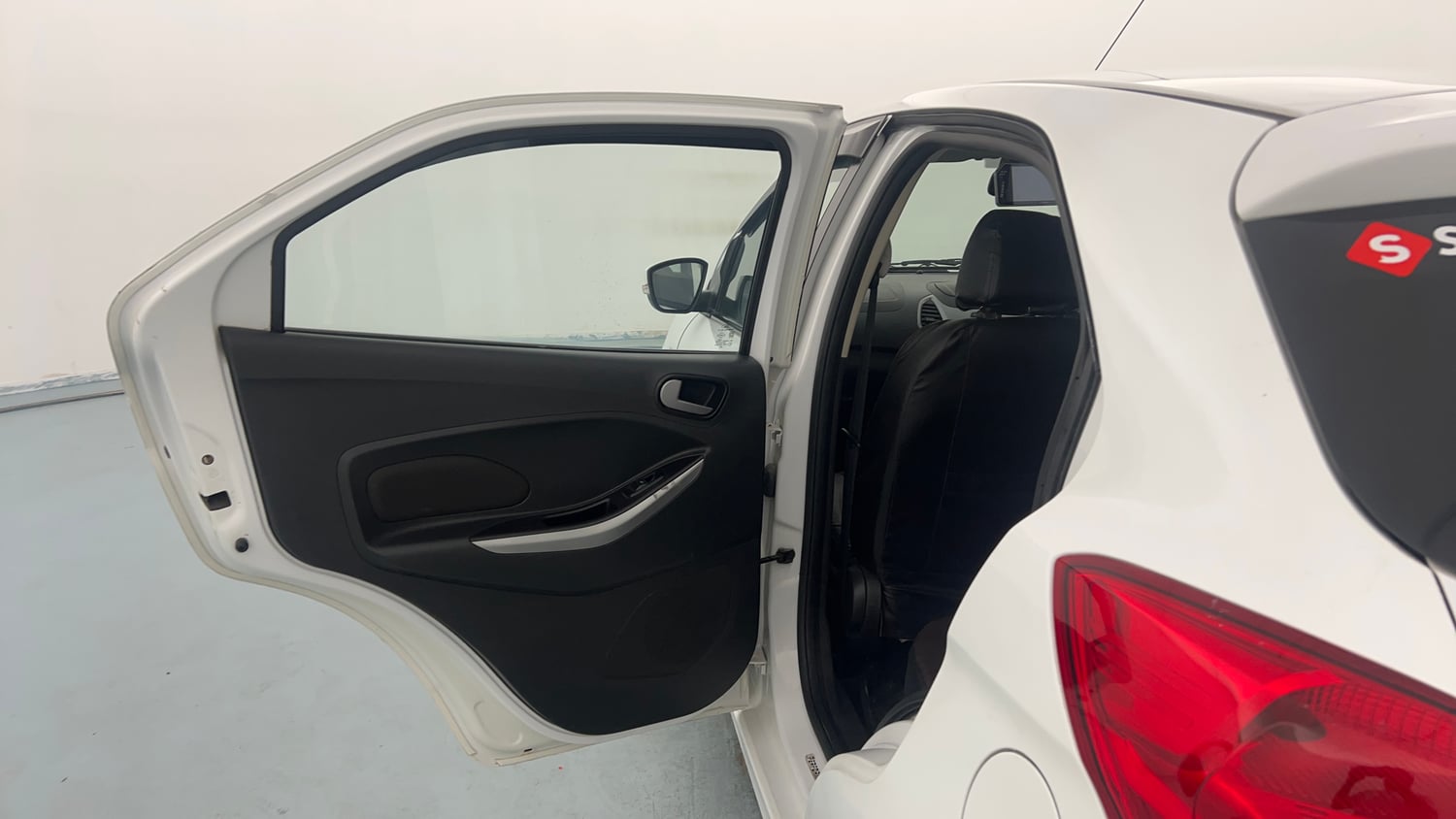 Used 2016 Ford Figo Titanium 1.5 Ti-VCT AT Petrol Automatic interior LEFT REAR DOOR OPEN VIEW