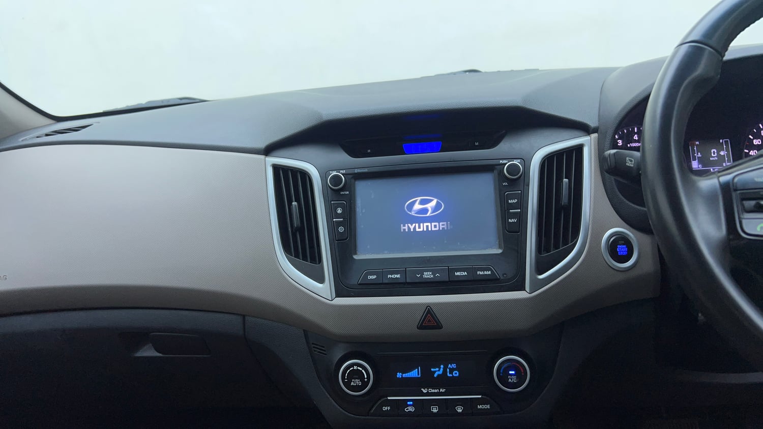 Used 2018 Hyundai Creta SX Plus 1.6 AT Petrol Petrol Automatic top_features Integrated (in-dash) music system