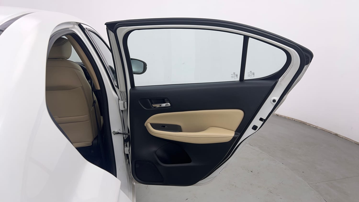 Used 2023 Honda City ZX Petrol CVT Petrol Automatic interior RIGHT REAR DOOR OPEN VIEW