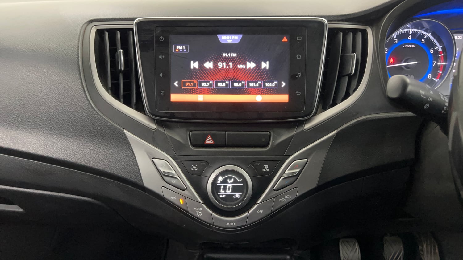 Used 2020 Maruti Suzuki Baleno Zeta Petrol Manual interior MUSIC SYSTEM & AC CONTROL VIEW