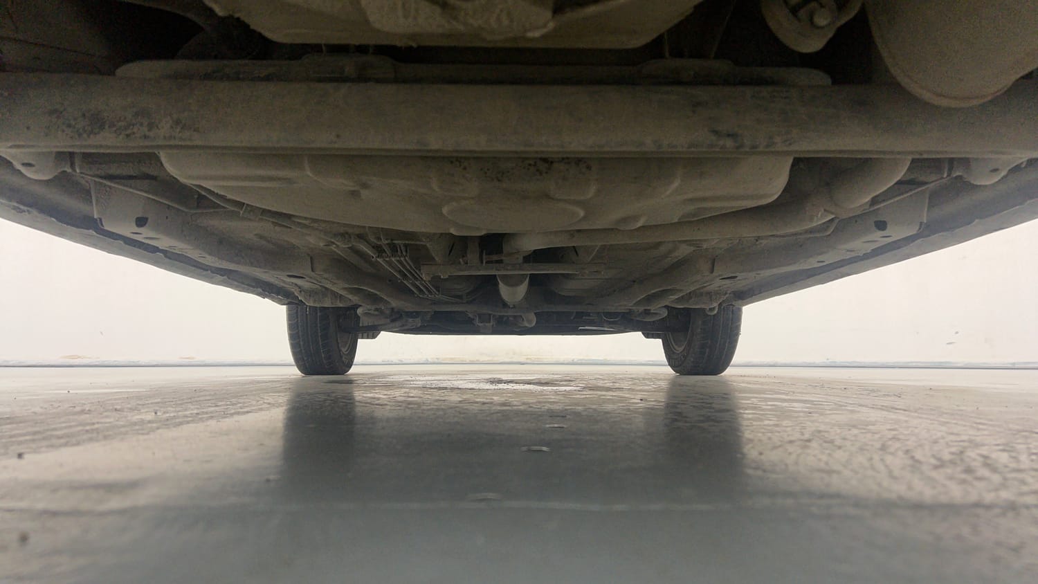 Used 2017 Tata Tiago Revotorq XZ Diesel Manual extra REAR UNDERBODY VIEW (TAKEN FROM REAR)