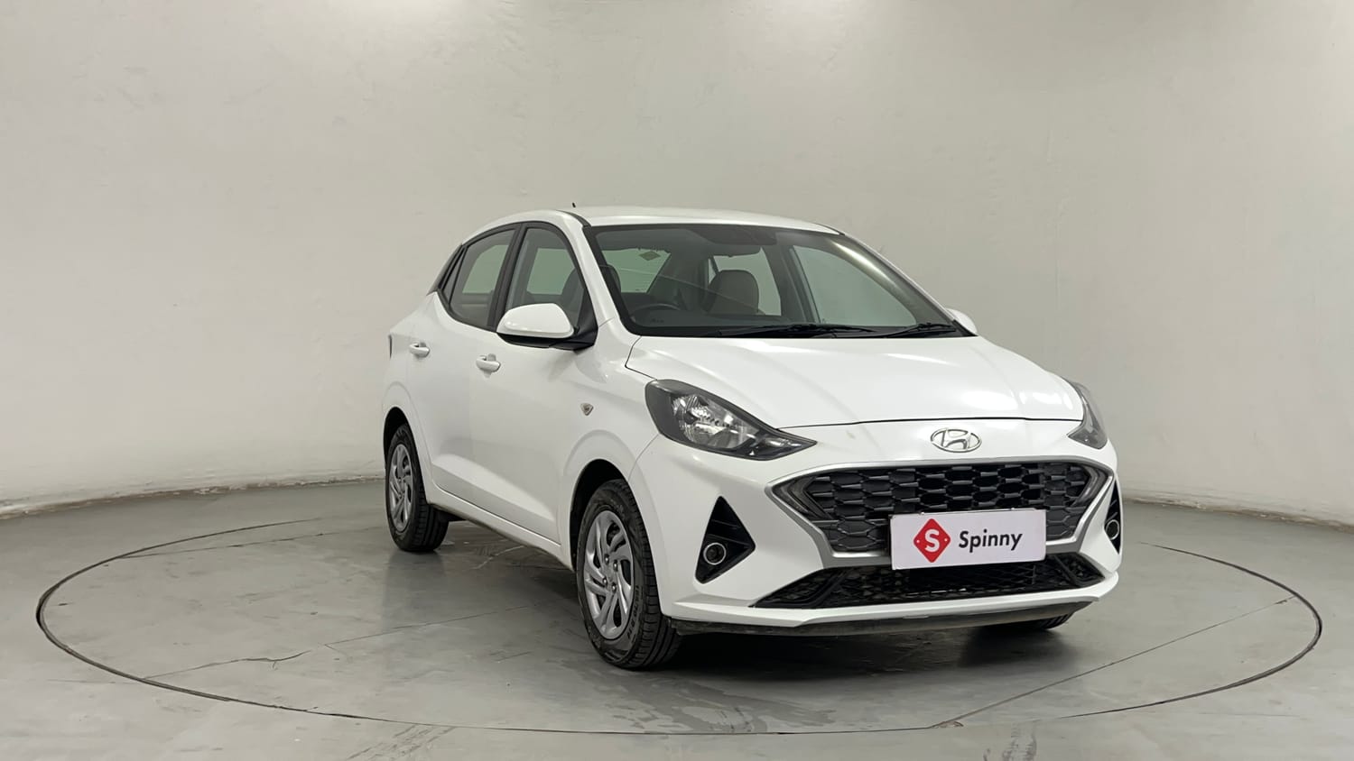 Used 2021 Hyundai Aura S 1.2 CNG Cng Manual exterior RIGHT FRONT CORNER VIEW