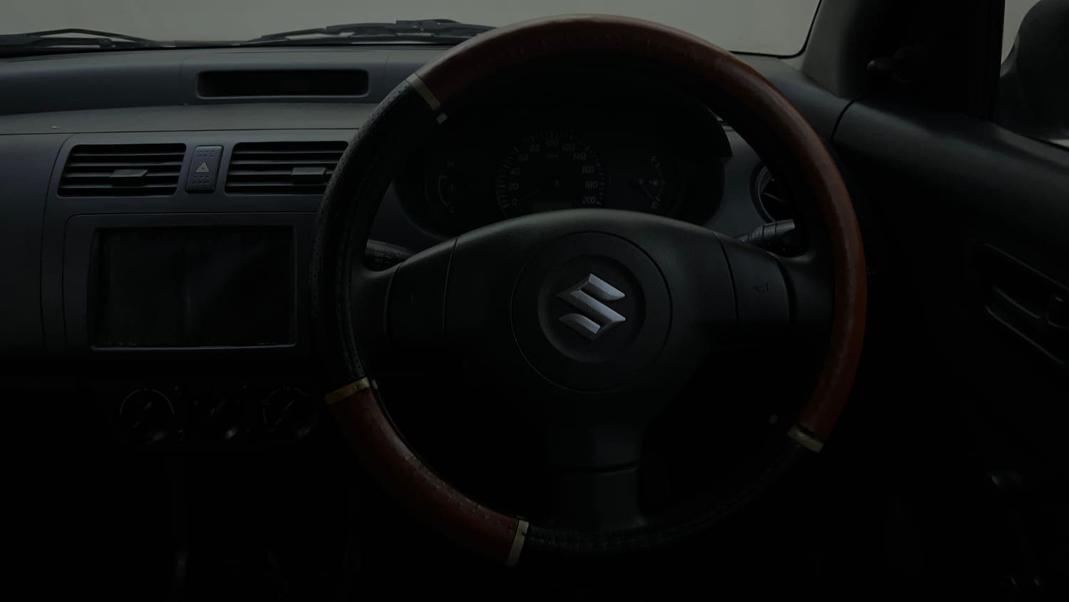 Used 2012 Maruti Suzuki Swift Dzire LXi 1.2 BS-IV Petrol Manual interior STEERING VIEW