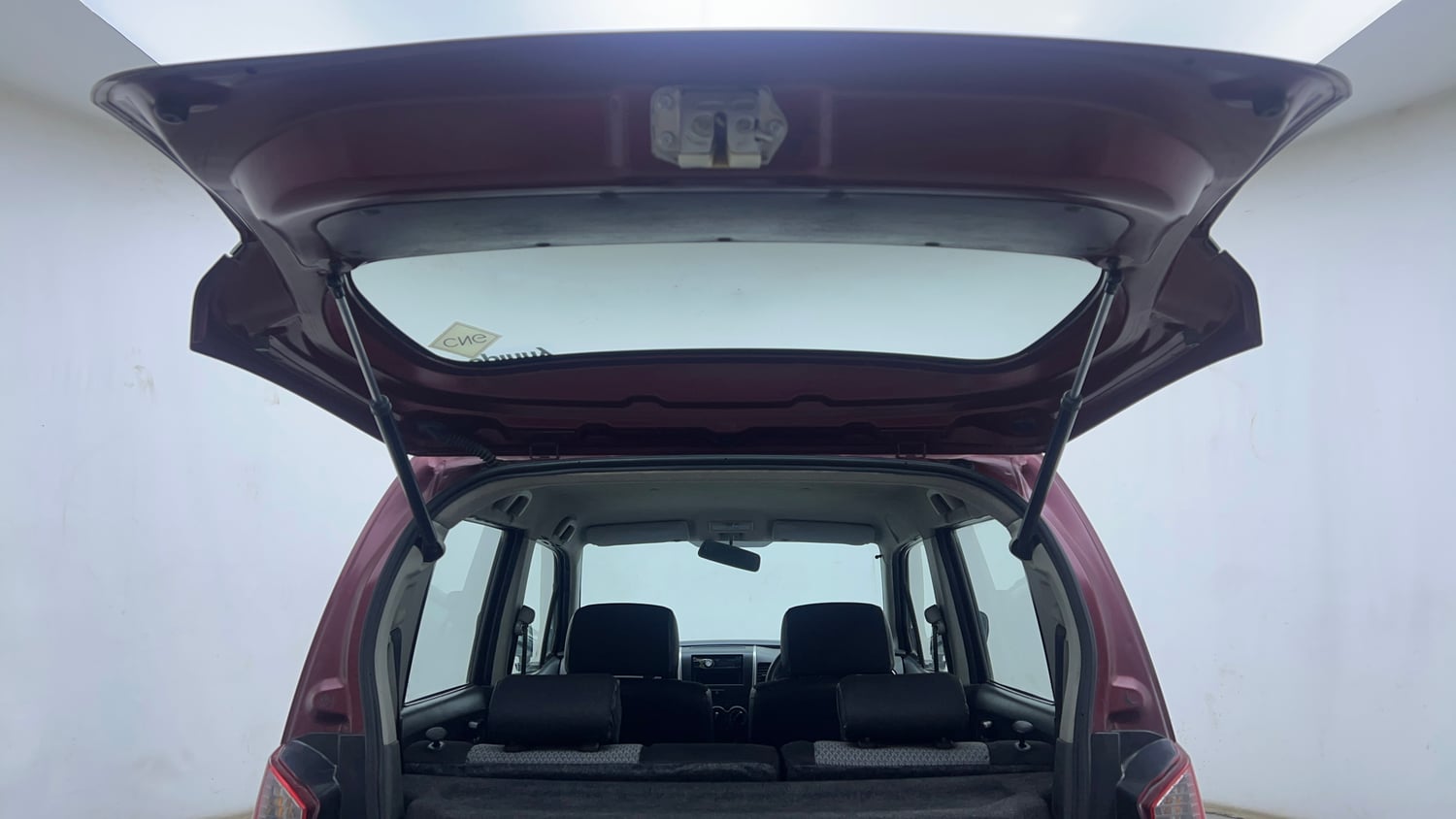 Used 2012 Maruti Suzuki Wagon R 1.0 LXi CNG Cng Manual interior DICKY DOOR OPEN VIEW