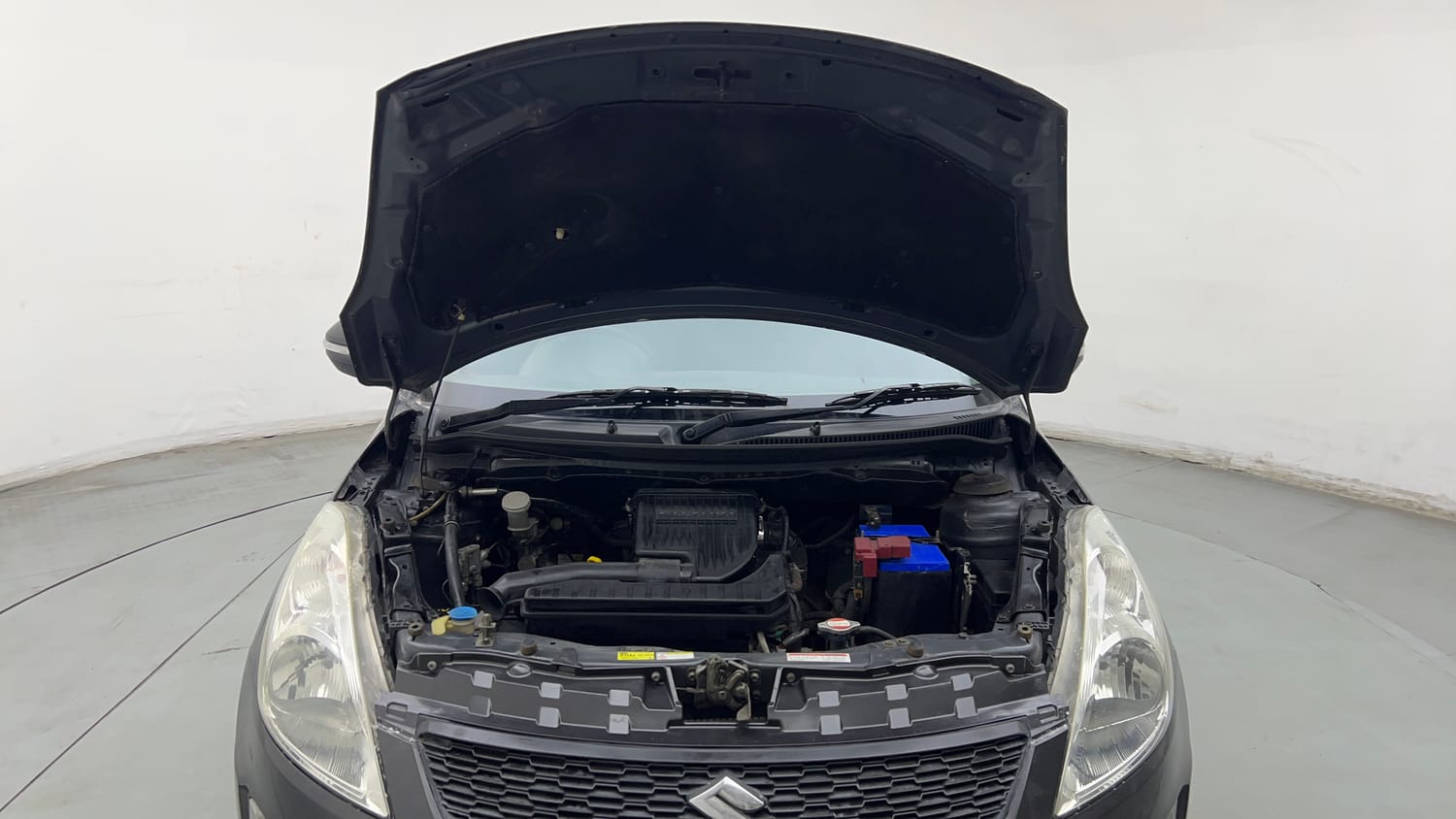 Used 2015 Maruti Suzuki Swift VXi Petrol Manual engine ENGINE & BONNET OPEN FRONT VIEW