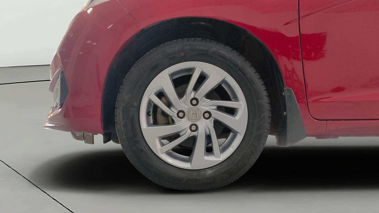 Used 2020 Honda Jazz ZX CVT Petrol Automatic tyres LEFT FRONT TYRE RIM VIEW