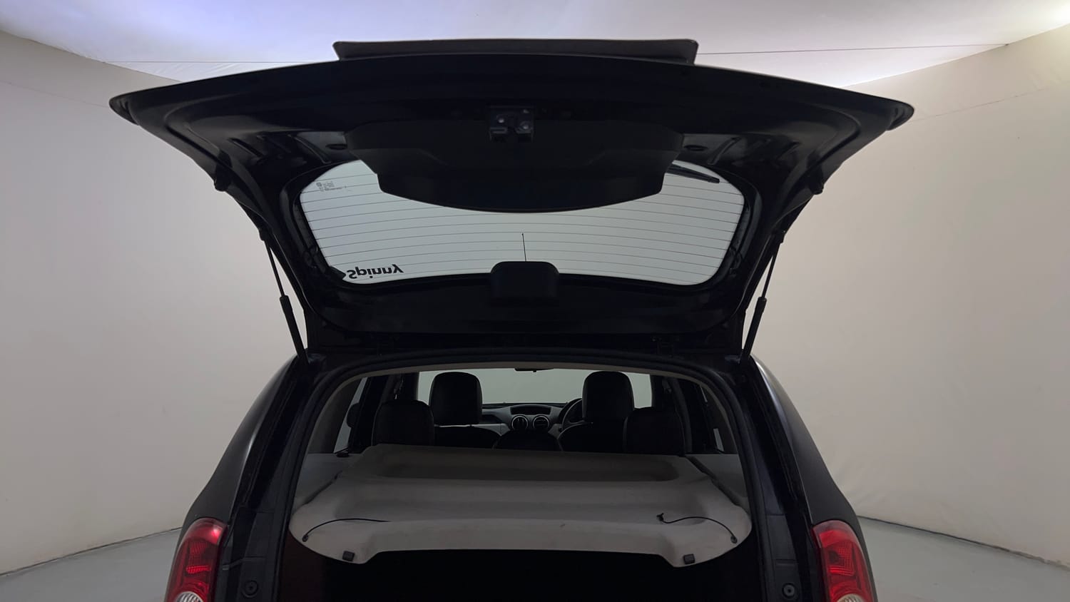 Used 2015 Renault Duster RxL Petrol Petrol Manual interior DICKY DOOR OPEN VIEW