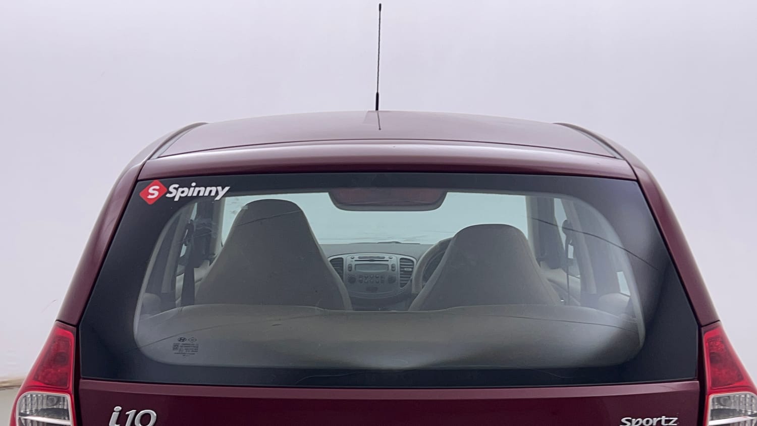 Used 2016 Hyundai i10 Sportz 1.1 iRDE2 Petrol Manual exterior BACK WINDSHIELD VIEW
