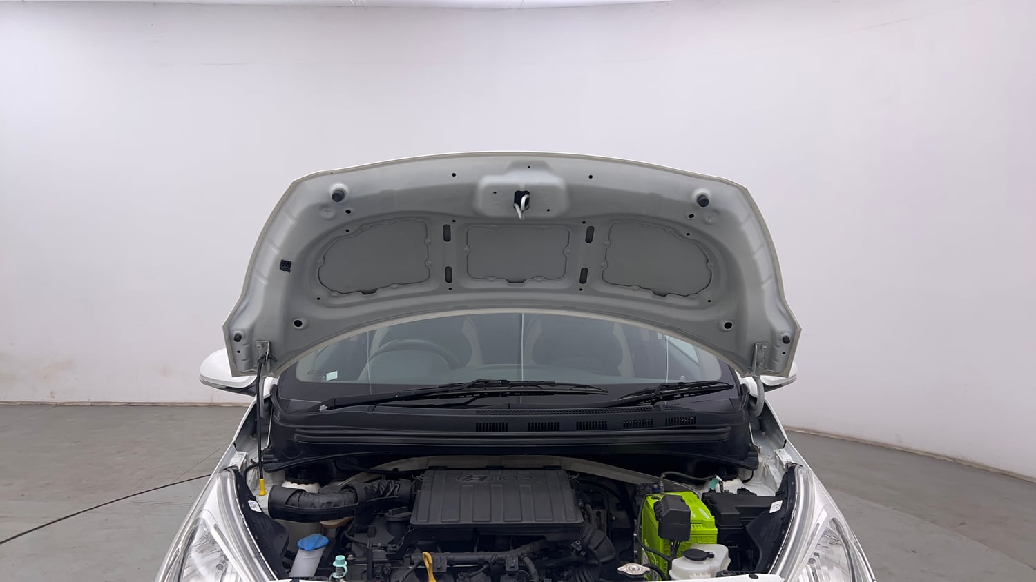 Used 2020 Hyundai Grand i10 Sportz 1.2 Kappa VTVT Petrol Manual engine ENGINE & BONNET OPEN FRONT VIEW