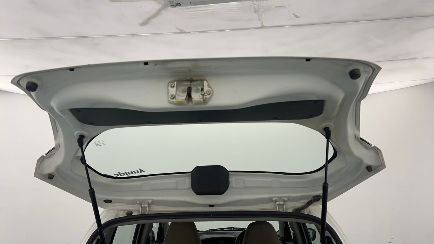 Used 2018 Maruti Suzuki Alto K10 VXi Petrol Manual interior DICKY DOOR OPEN VIEW