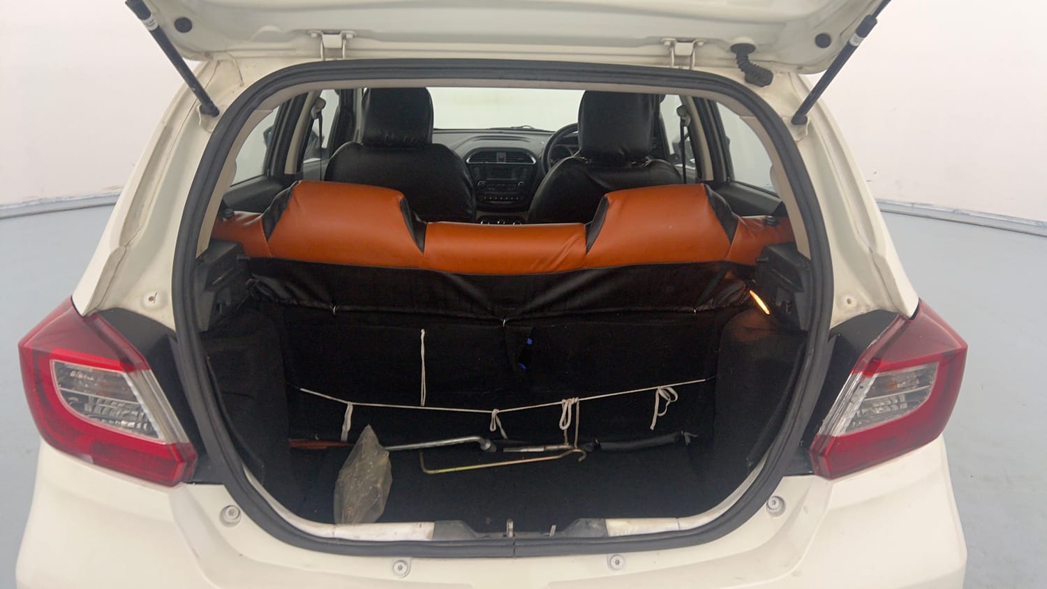 Used 2017 Tata Tiago Revotorq XZ Diesel Manual interior DICKY INSIDE VIEW