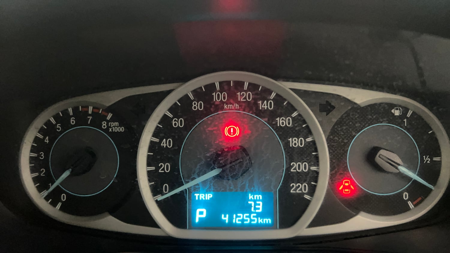 Used 2016 Ford Figo Titanium 1.5 Ti-VCT AT Petrol Automatic interior CLUSTERMETER VIEW