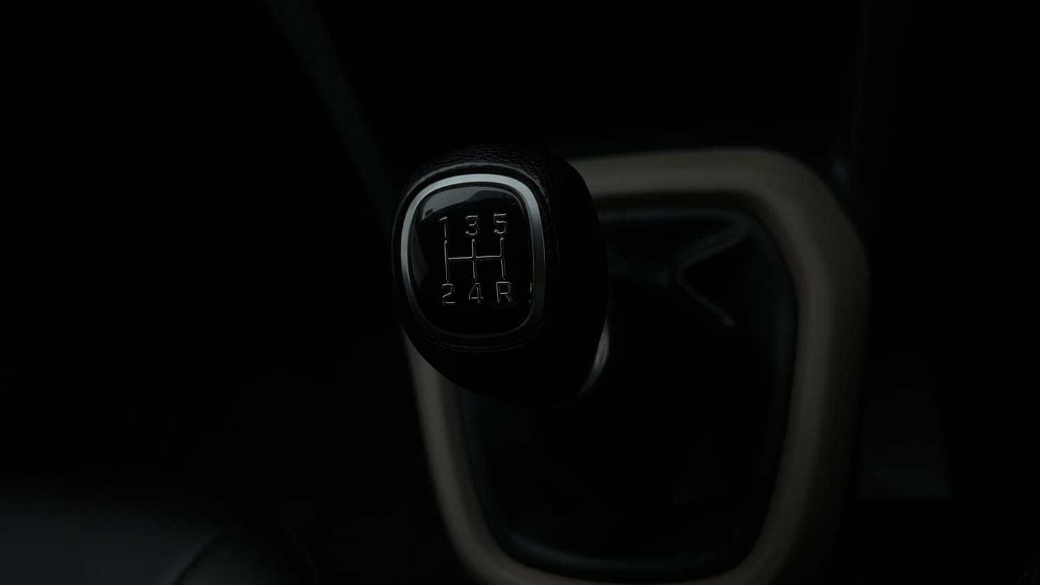 Used 2019 Hyundai Grand i10 Sportz 1.2 Kappa VTVT Petrol Manual interior GEAR  KNOB VIEW