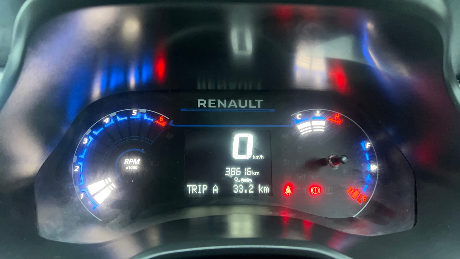 Used 2023 Renault Triber RXZ Petrol Manual interior CLUSTERMETER VIEW