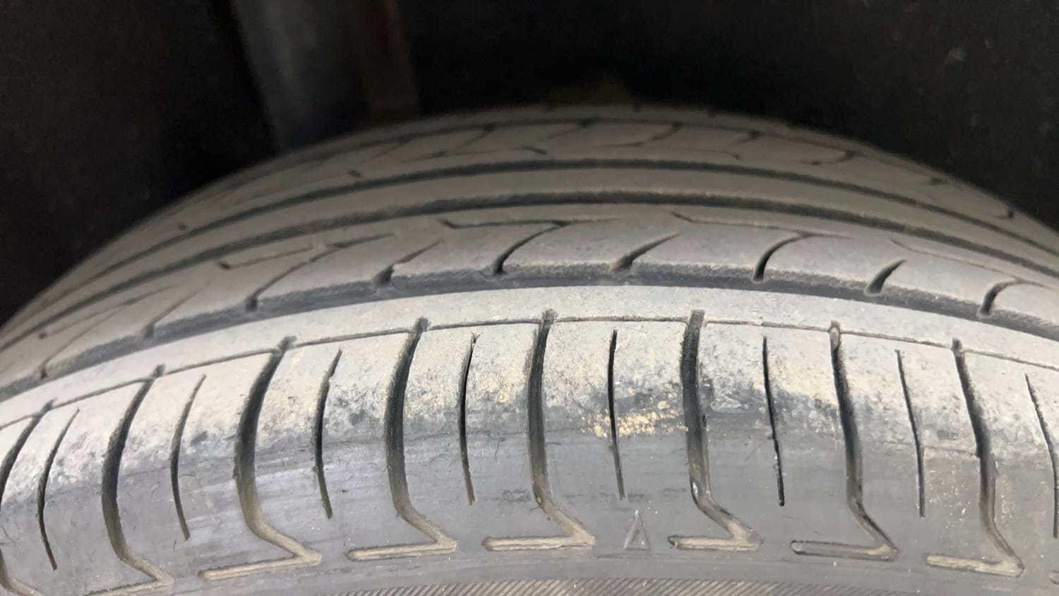 Used 2019 Ford EcoSport Titanium + 1.5L TDCi Diesel Manual tyres RIGHT REAR TYRE TREAD VIEW