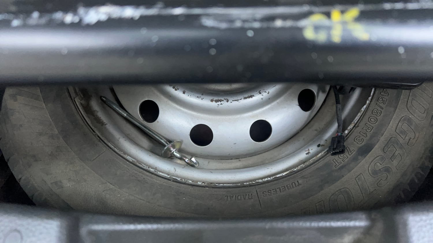Used 2012 Maruti Suzuki Wagon R 1.0 LXi CNG Cng Manual tyres SPARE TYRE VIEW
