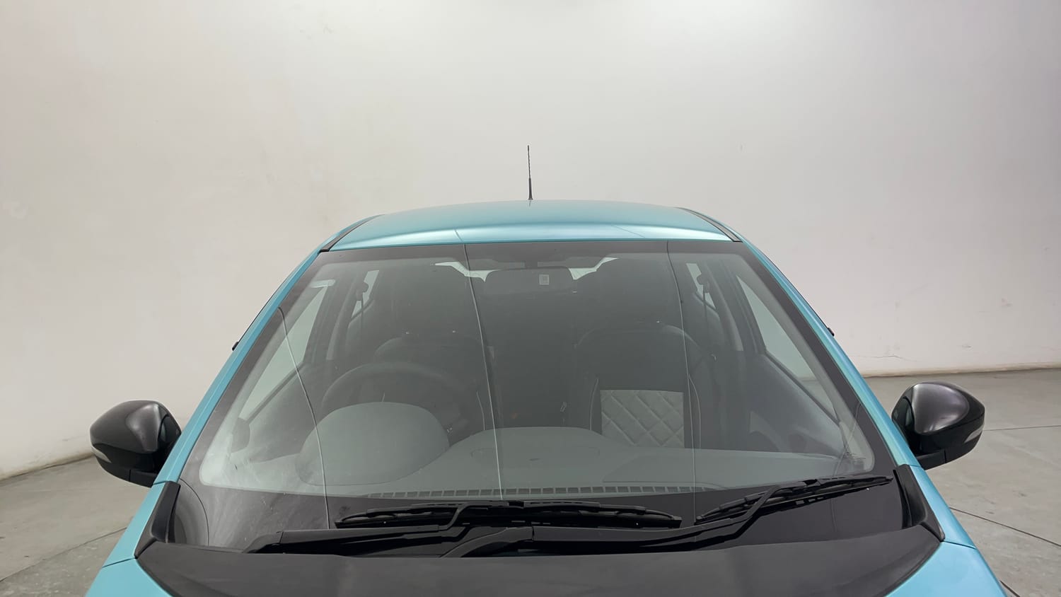 Used 2025 Tata Tiago XT Petrol Manual exterior FRONT WINDSHIELD VIEW