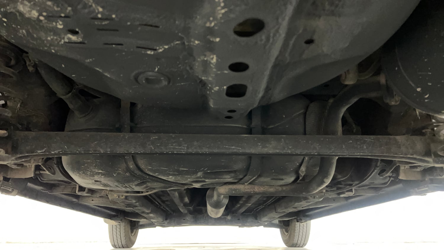 Used 2013 Maruti Suzuki Swift VXi Petrol Manual extra REAR UNDERBODY VIEW (TAKEN FROM REAR)