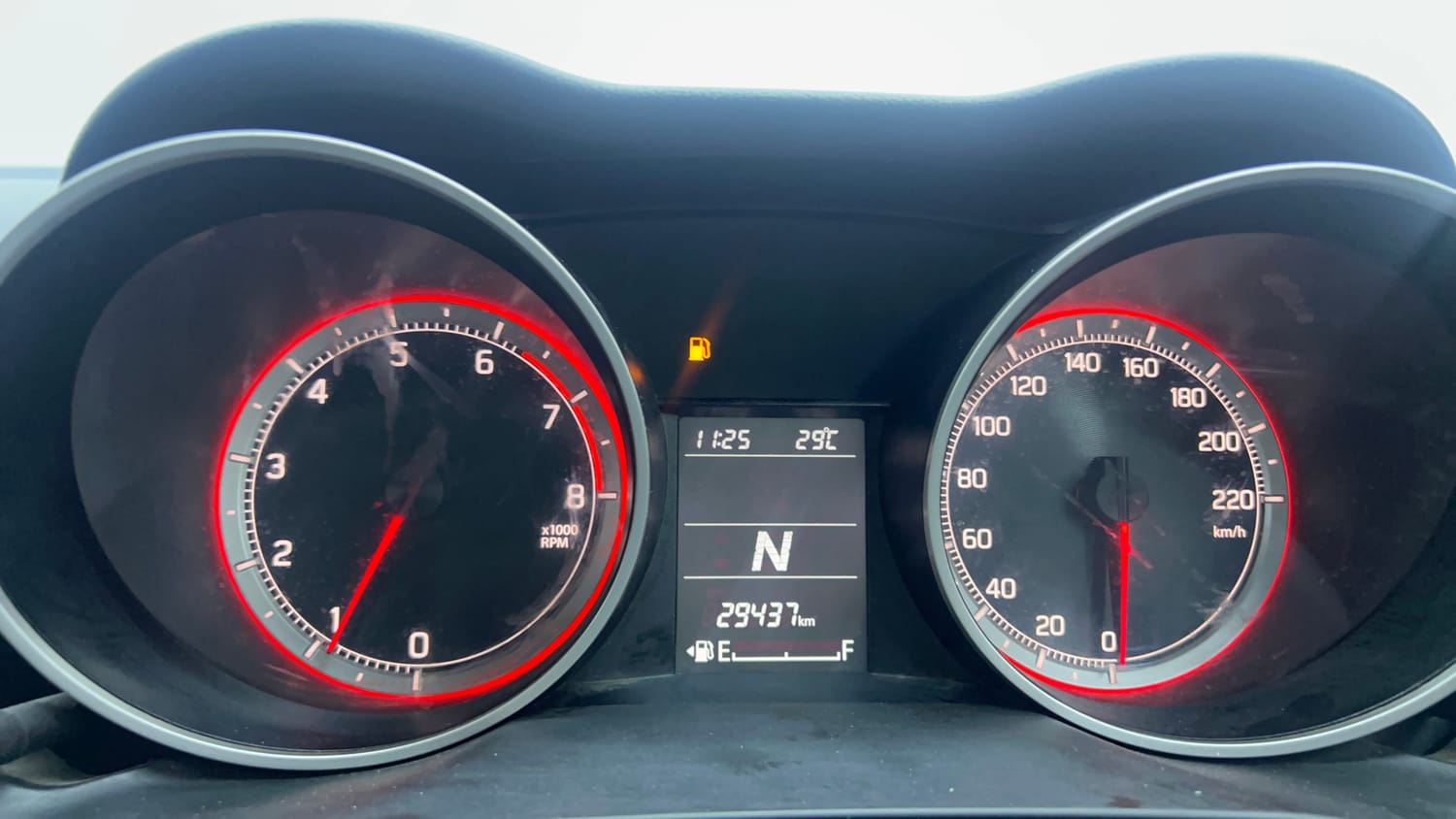 Used 2023 Maruti Suzuki Swift VXi AMT Petrol Automatic interior CLUSTERMETER VIEW