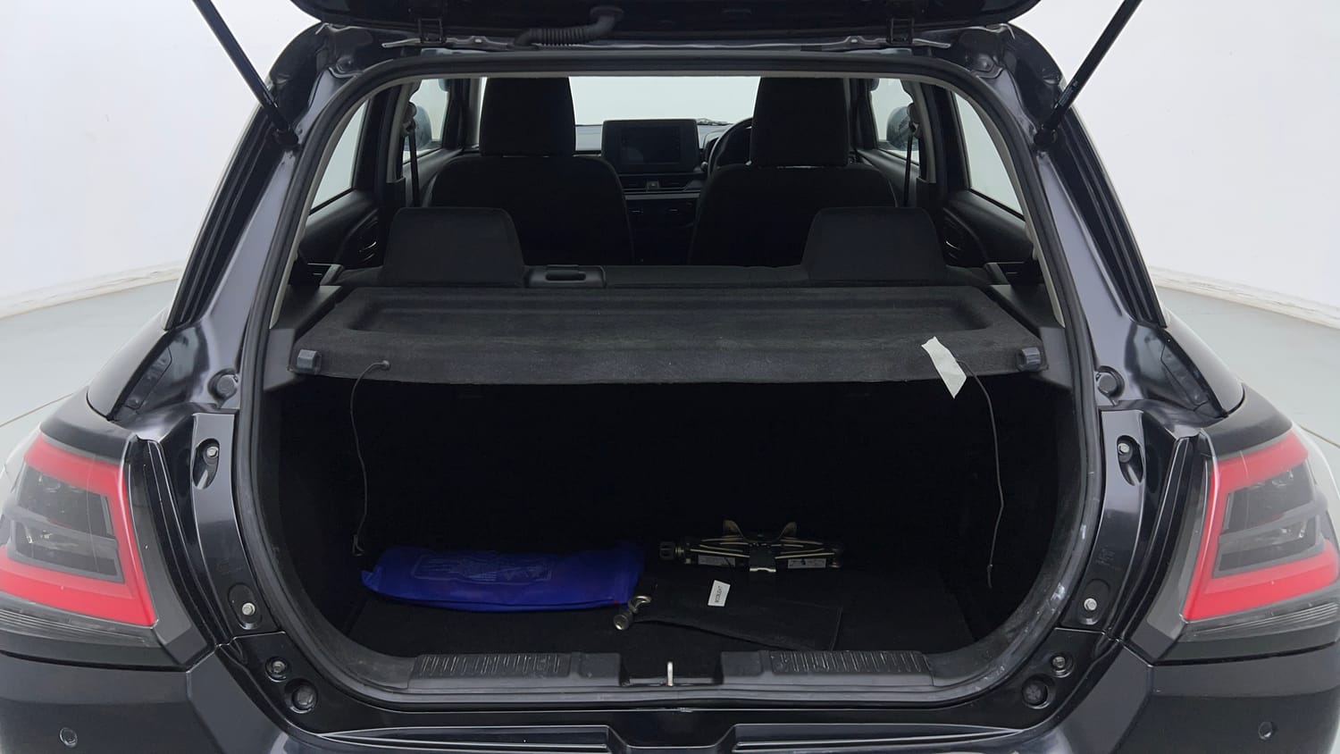 Used 2025 Maruti Suzuki Swift VXi AMT Petrol Automatic interior DICKY INSIDE VIEW