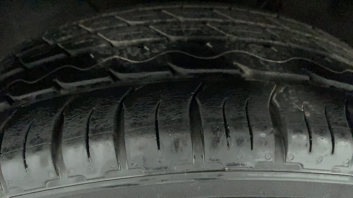 Used 2016 Hyundai i20 Active 1.2 S Petrol Manual tyres LEFT FRONT TYRE TREAD VIEW