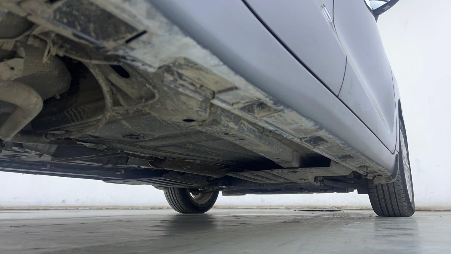Used 2024 Maruti Suzuki Baleno Zeta AGS Petrol Automatic extra REAR RIGHT UNDERBODY VIEW