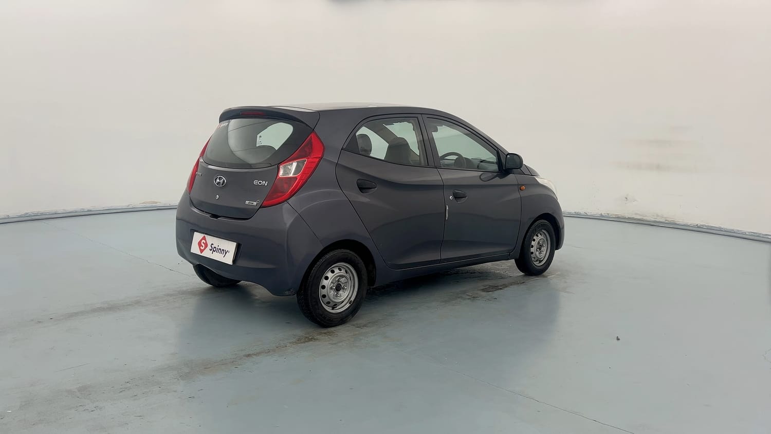 Used 2014 Hyundai Eon Era + Petrol Manual exterior RIGHT REAR CORNER VIEW