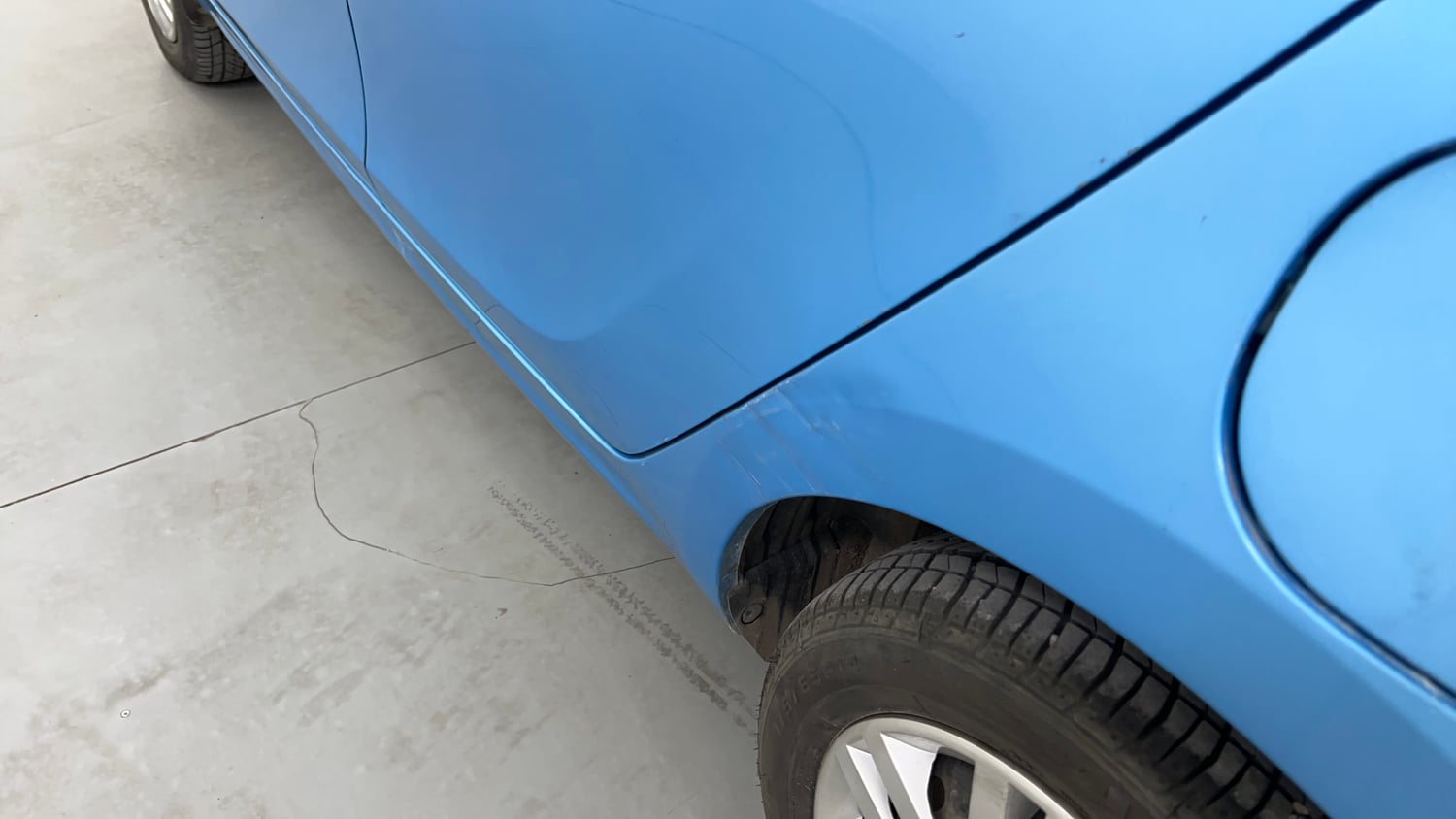 Used 2017 Tata Tiago Revotron XT Petrol Manual dents MINOR SCRATCH