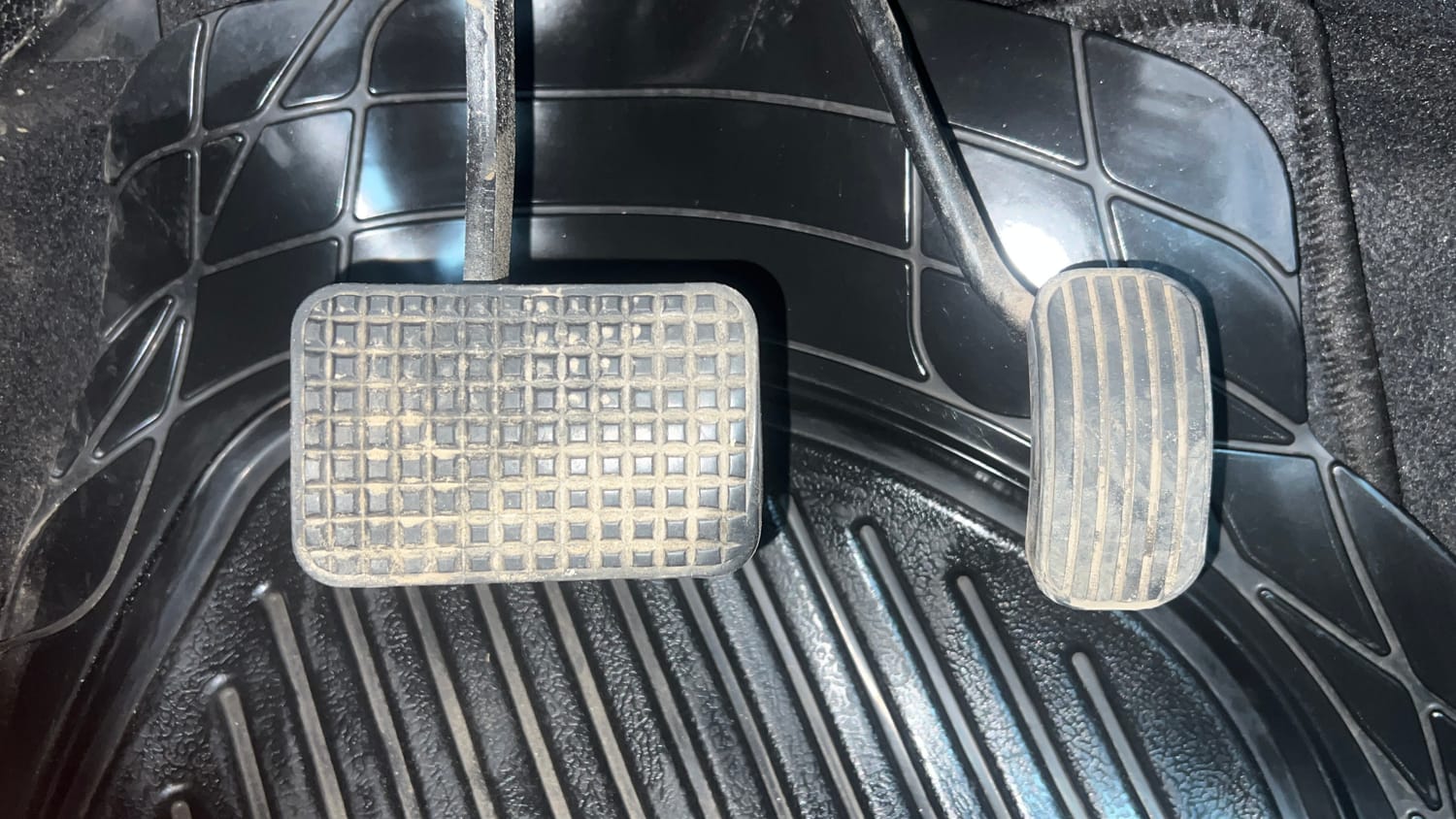Used 2021 Tata Tigor XZA Plus Petrol Automatic interior PEDALS VIEW