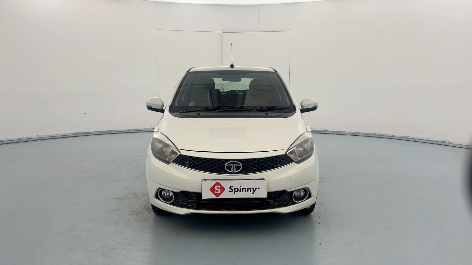 Used 2017 Tata Tiago Revotorq XZ Diesel Manual exterior FRONT VIEW