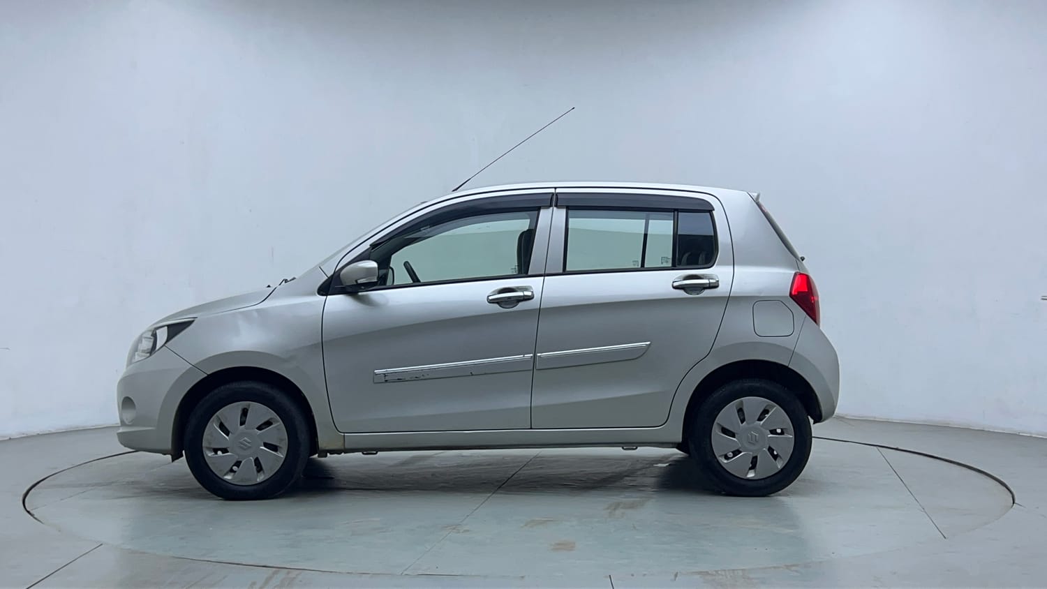 Used 2017 Maruti Suzuki Celerio ZXI (O) AMT Petrol Automatic exterior LEFT SIDE VIEW