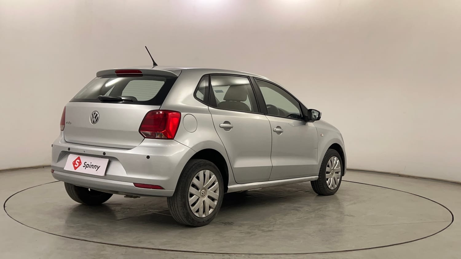 Used 2015 Volkswagen Polo Comfortline 1.2L (P) Petrol Manual exterior RIGHT REAR CORNER VIEW