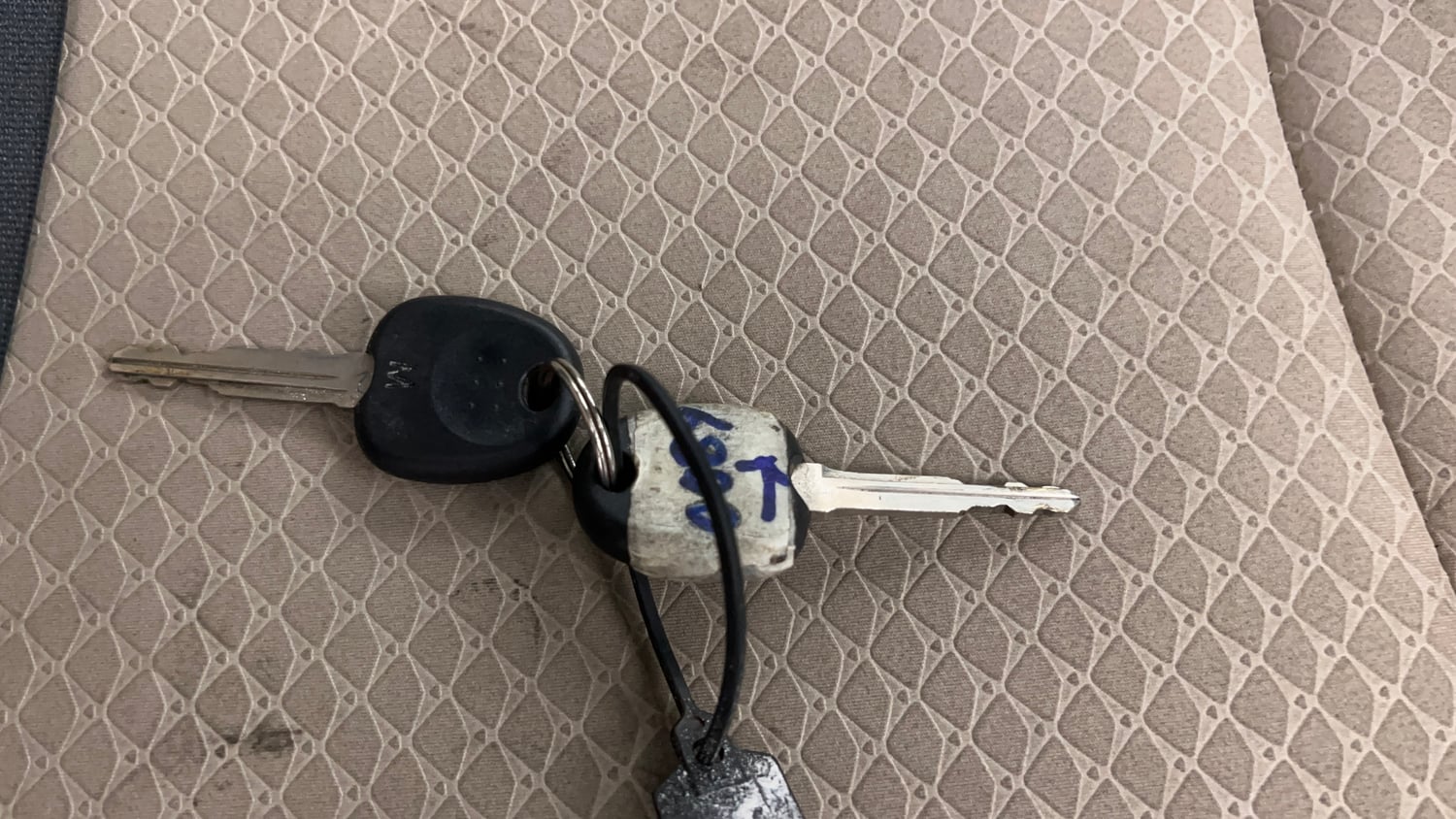 Used 2020 Hyundai Santro Era Executive Petrol Manual extra CAR KEY VIEW