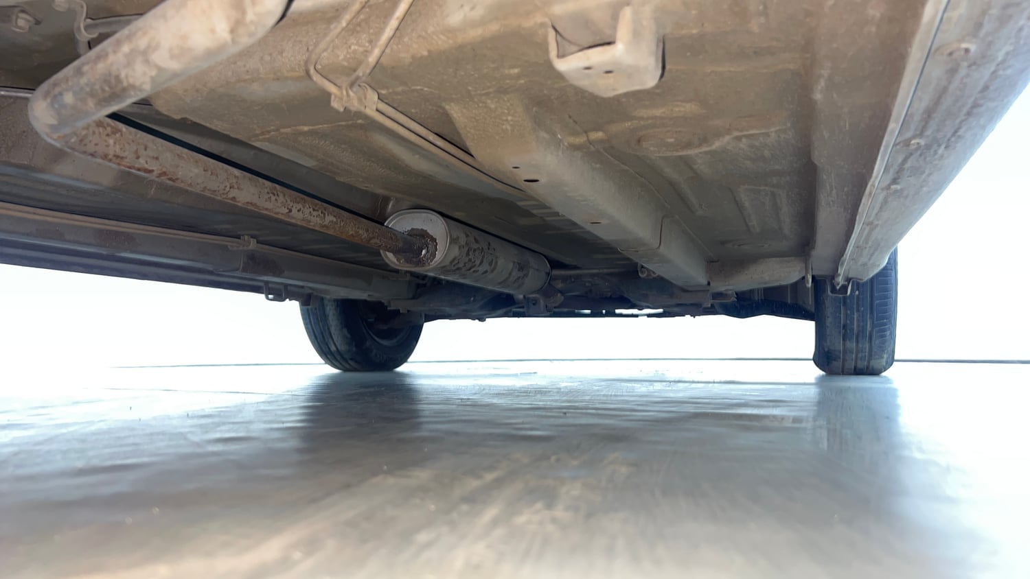 Used 2017 Maruti Suzuki Celerio ZXI (O) AMT Petrol Automatic extra REAR RIGHT UNDERBODY VIEW