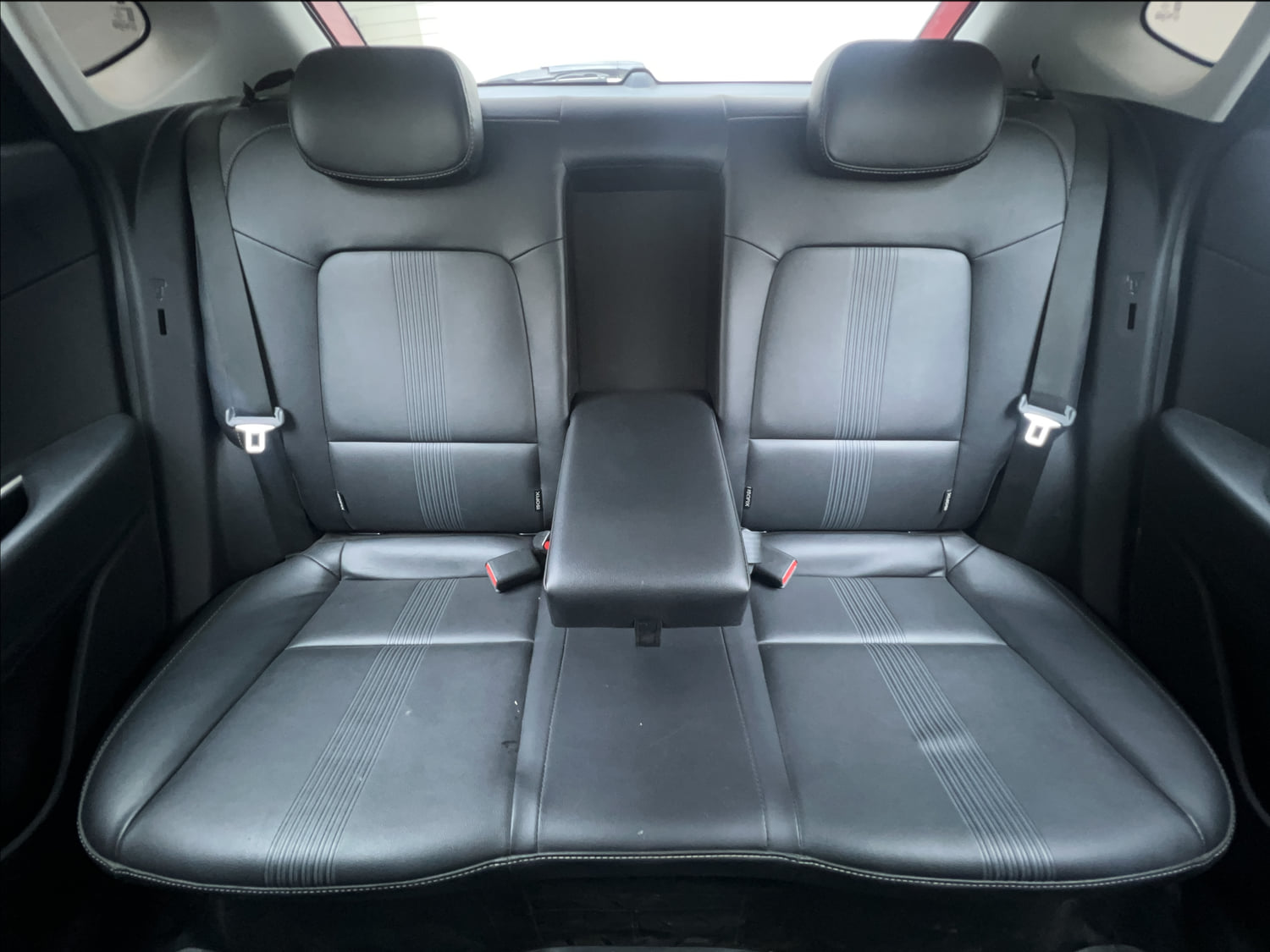 Used 2021 Hyundai New i20 Asta (O) 1.0 Turbo DCT Petrol Automatic interior REAR SEAT CONDITION VIEW