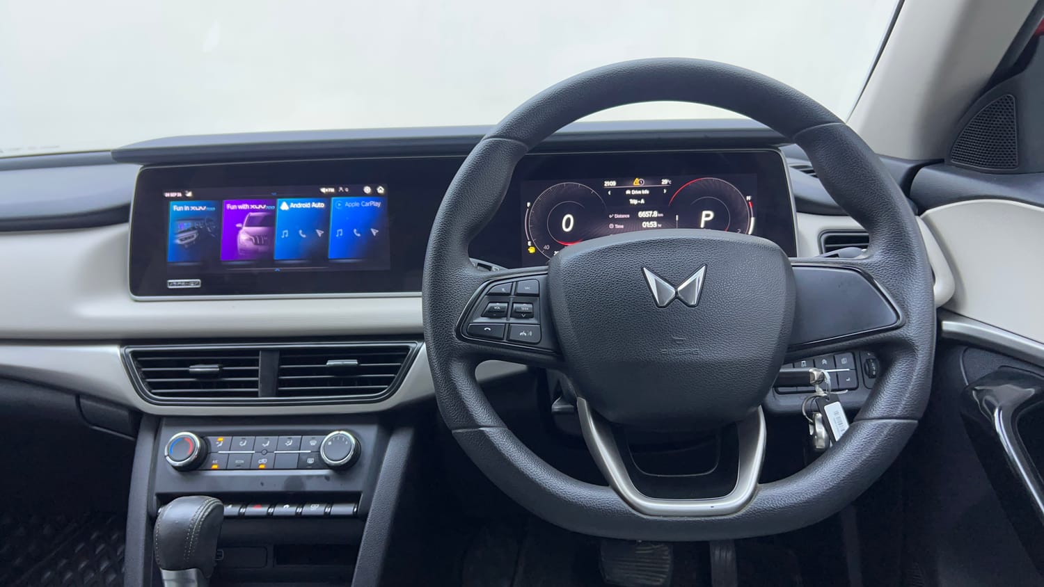 Used 2022 Mahindra XUV700 AX 5 Petrol AT 5 STR Petrol Automatic interior STEERING VIEW